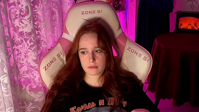 Snapshot of pearl_princess_ chatting on 10, 10, 2025 pearl princess online show from 10, 10, 2025