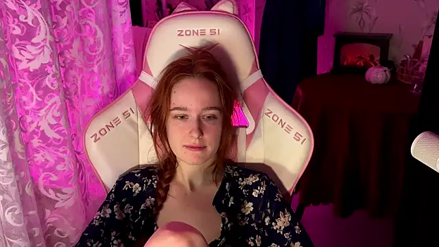 Snapshot of pearl_princess_ chatting on 14, 10, 2025 pearl princess online show from 14, 10, 2025