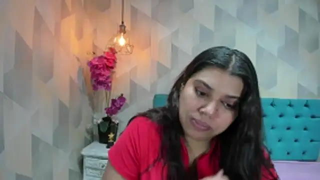 Snapshot of LindaBreeS chatting on 12, 6, 2026 LindaBreeS online show from 12, 6, 2026