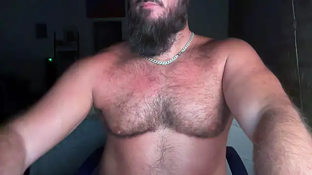 Snapshot of Barebackheat chatting on 28, 9, 2025 Barebackheat online show from 28, 9, 2025