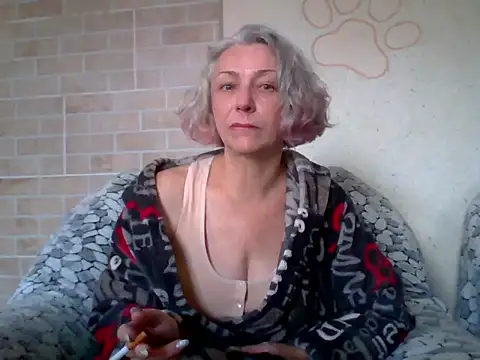 Lorie Carrie online show from 15, 6, 2026