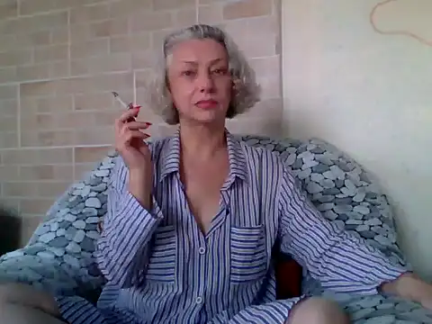 Lorie Carrie online show from 27, 7, 2026