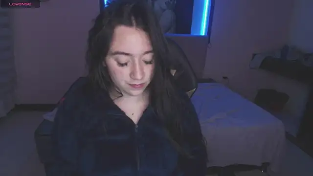 Andrea Ramos online show from 7, 3, 2025