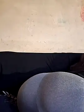 Snapshot of CoreSashaDylan chatting on 6, 2, 2025 CoreSashaDylan online show from 6, 2, 2025