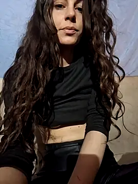 Snapshot of CoreSashaDylan chatting on 22, 3, 2025 CoreSashaDylan online show from 22, 3, 2025