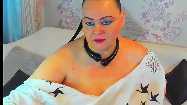 MilanaBiegert online show from 5, 1, 2025