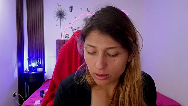 elena detroya online show from 6, 1, 2026