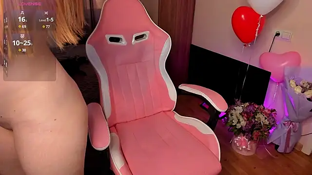 Snapshot of Jane_Paws chatting on 10, 2, 2025 Jane Paws online show from 10, 2, 2025