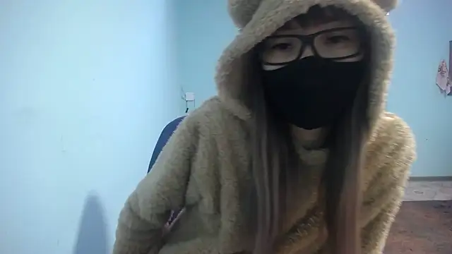 elllaaxx online show from 4, 3, 2025