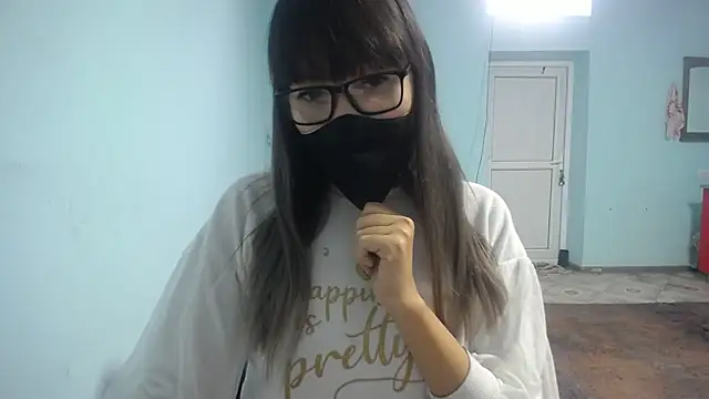 elllaaxx online show from 5, 11, 2025