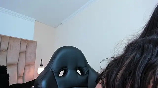 Naughty Kittenm online show from 21, 3, 2025