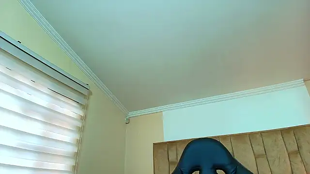 Naughty Kittenm online show from 2, 3, 2026