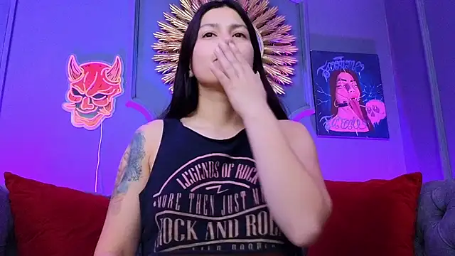 Julieta Russell online show from 16, 12, 2024