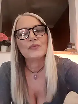 kikkastar online show from 1, 12, 2024