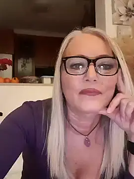 kikkastar online show from 6, 12, 2024