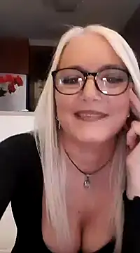 kikkastar online show from 3, 1, 2025