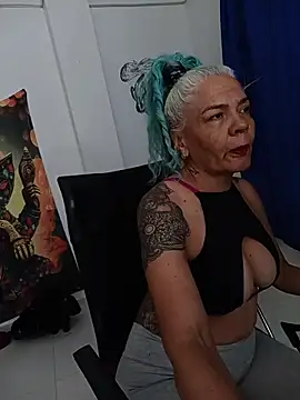 freyadevil333 online show from 4, 2, 2026