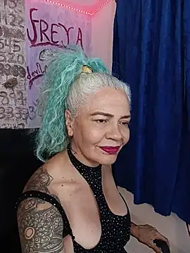 freyadevil333 online show from 5, 5, 2026