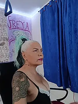 freyadevil333 online show from 14, 6, 2026