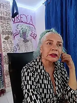 freyadevil333 online show from 17, 6, 2026