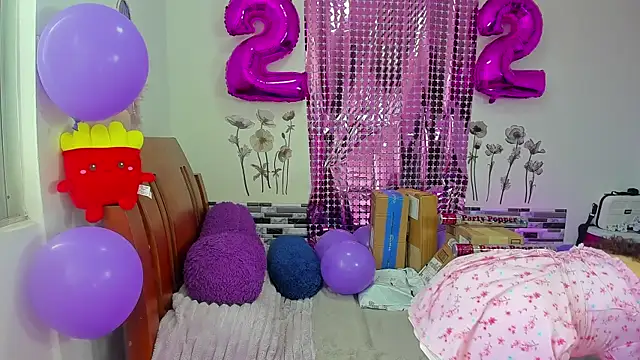 Snapshot of Angela_hank2 chatting on 17, 6, 2026 Angela hank2 online show from 17, 6, 2026