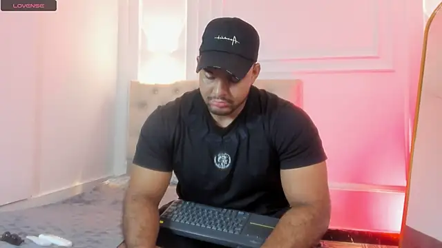 Snapshot of Big_furry_bear13 chatting on 17, 1, 2026 Big furry bear13 online show from 17, 1, 2026