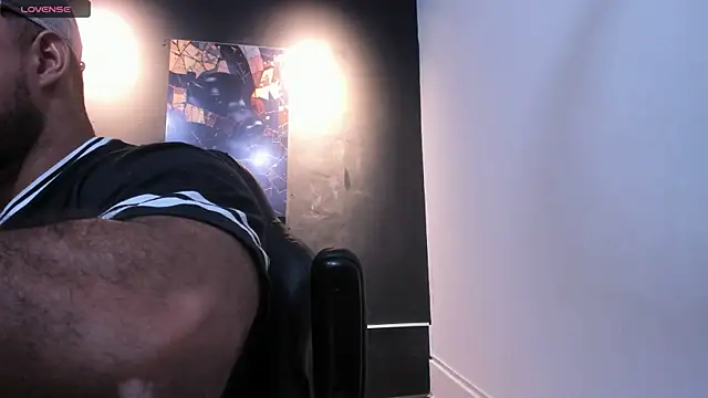 Snapshot of Big_furry_bear13 chatting on 11, 2, 2026 Big furry bear13 online show from 11, 2, 2026