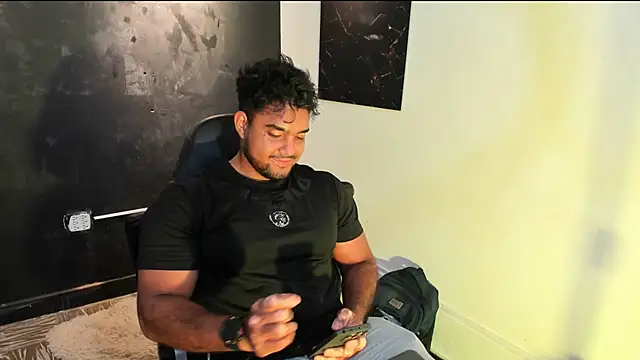 Snapshot of Big_furry_bear13 chatting on 19, 2, 2026 Big furry bear13 online show from 19, 2, 2026