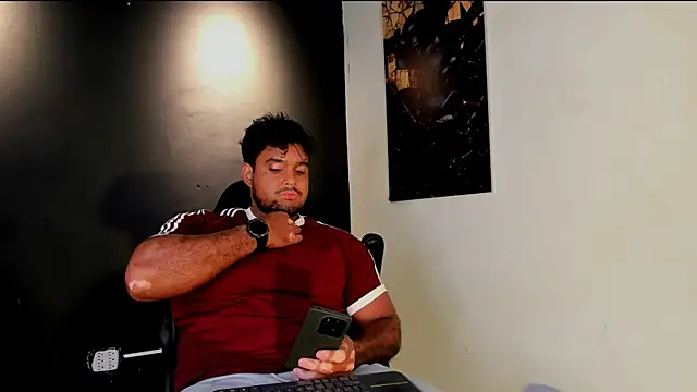 Snapshot of Big_furry_bear13 chatting on 12, 3, 2026 Big furry bear13 online show from 12, 3, 2026