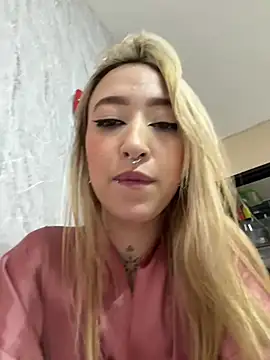 MollyCruz online show from 19, 6, 2026