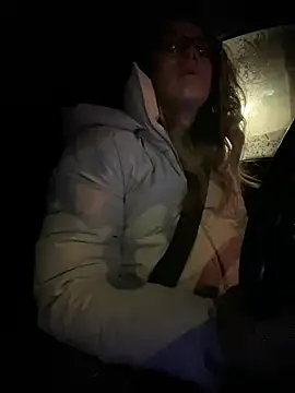 HotXMom online show from 10, 1, 2025