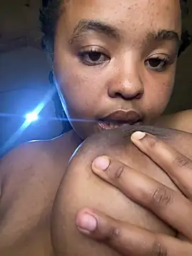 Linahlove online show from 2, 3, 2025