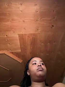 Linahlove online show from 4, 3, 2025