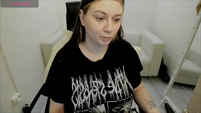 Snapshot of AlisaBacker chatting on 15, 1, 2025 AlisaBacker online show from 15, 1, 2025