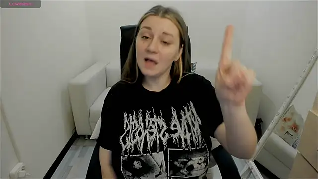 Snapshot of AlisaBacker chatting on 29, 1, 2025 AlisaBacker online show from 29, 1, 2025