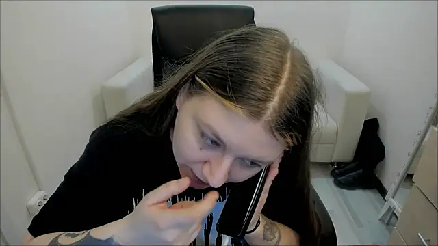 Snapshot of AlisaBacker chatting on 20, 2, 2025 AlisaBacker online show from 20, 2, 2025