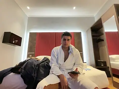 Snapshot of cubalibre02 chatting on 29, 11, 2025 cubalibre02 online show from 29, 11, 2025