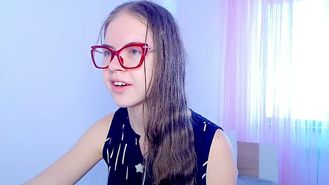 Sarah HS online show from 9, 11, 2025