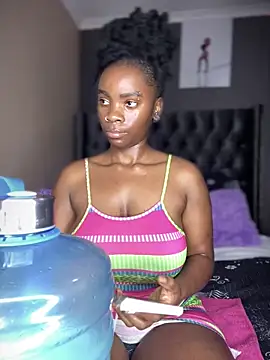 Snapshot of Candy-Heart chatting on 15, 10, 2025 Candy-Heart online show from 15, 10, 2025