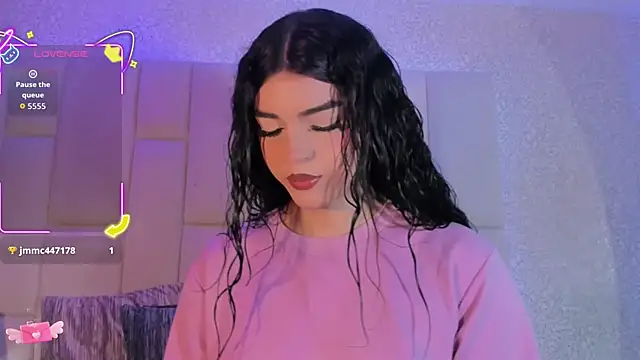 Snapshot of Summer_walkerr chatting on 13, 9, 2025 Summer walkerr online show from 13, 9, 2025