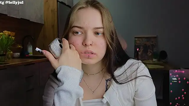 doll lol  online show from 14, 3, 2025