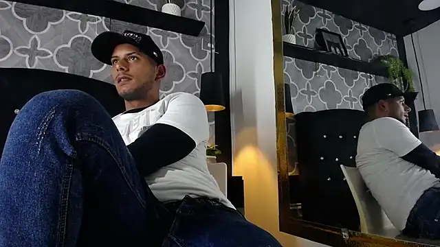 Chris Dick23 online show from 14, 7, 2026