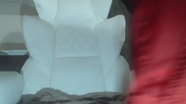 Snapshot of Tecsavy chatting on 16, 9, 2025 Tecsavy online show from 16, 9, 2025