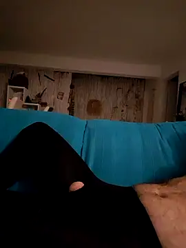 Snapshot of terisdfg chatting on 9, 3, 2025 terisdfg online show from 9, 3, 2025