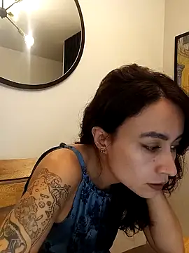 Snapshot of reme_ark23 chatting on 13, 2, 2025 reme ark23 online show from 13, 2, 2025