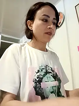 Snapshot of reme_ark23 chatting on 30, 9, 2025 reme ark23 online show from 30, 9, 2025