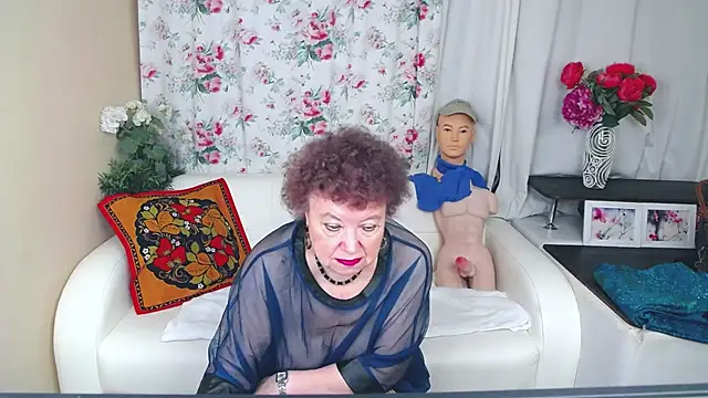 YourHotGranny online show from 27, 5, 2026