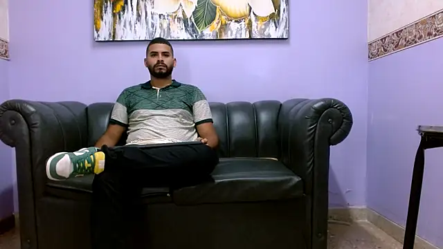 Snapshot of Juliana_And_Dave chatting on 3, 1, 2025 Juliana And Dave online show from 3, 1, 2025