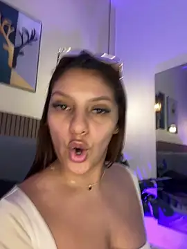 Snapshot of NicolleeEvanss chatting on 20, 6, 2026 NicolleeEvanss online show from 20, 6, 2026