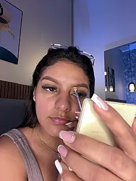 NicolleeEvanss online show from 20, 7, 2026